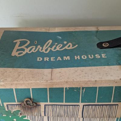 Vintage Barbie's Dream House (G)