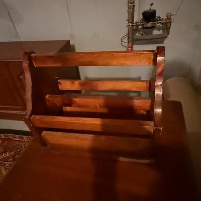 Solid wood magazine rack