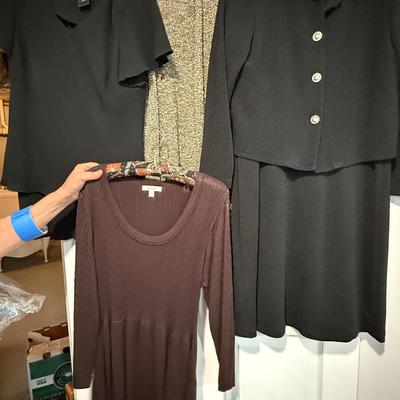 Multiple dresses size large and extra large
