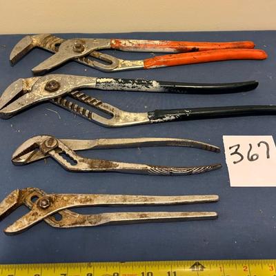 Adjustable Pliers