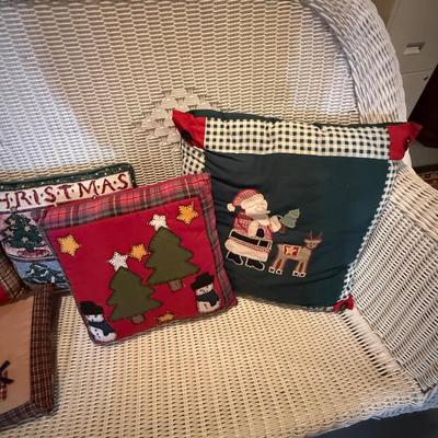 Lot of holiday throw pillows