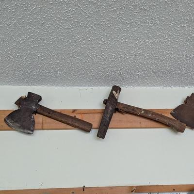 Primitive Hatchets & Turf Tool (G)