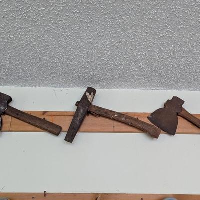 Primitive Hatchets & Turf Tool (G)