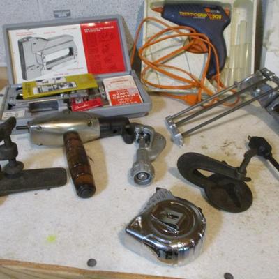 Assortment Of Hand Tools (TR)