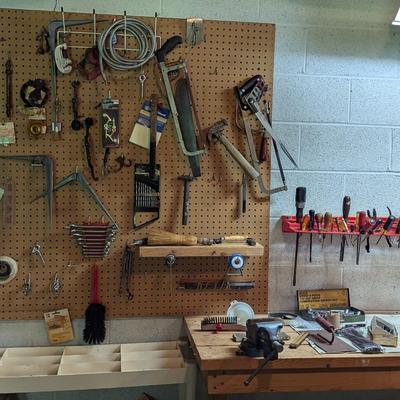 Assortment Of Hand Tools Includes 3 1/2" Vise (TR)
