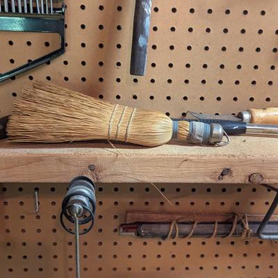 Assortment Of Hand Tools Includes 3 1/2" Vise (TR)