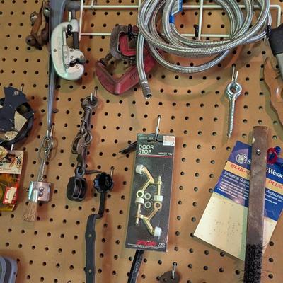Assortment Of Hand Tools Includes 3 1/2" Vise (TR)