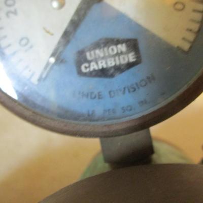 Union Carbide Linde Acetylene Gauges (TR)