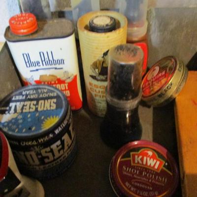 Antique Metal Box With Shoe Cleaning Supplies (TR)