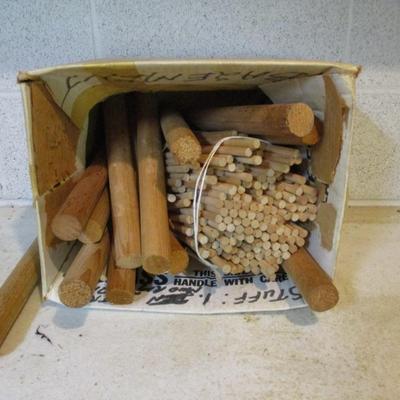 Different Sizes Of Dowels (TR)