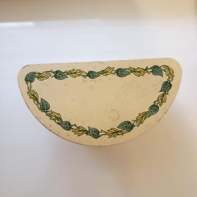 Vintage Unique Tins-English Tea, German (G-KD)