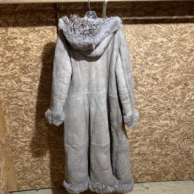 Full Length Fur Lined Coat (PB-BM)