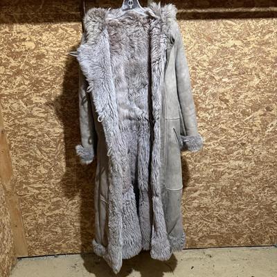 Full Length Fur Lined Coat (PB-BM)