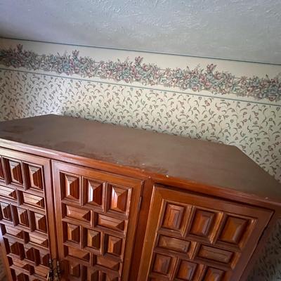 Spanish Colonial Style Solid Wood Armoire Wardrobe (PBN-RG)