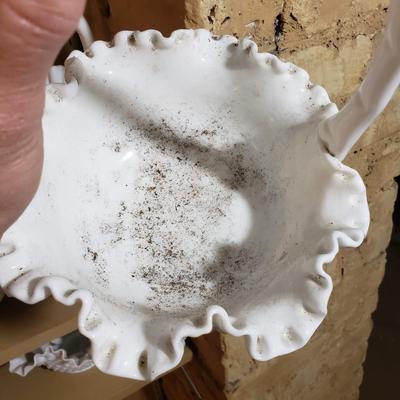 Large Lot of Fenton Milk Glass and More (G-KD)