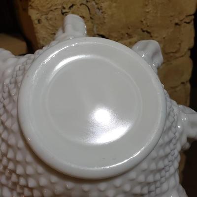 Large Lot of Fenton Milk Glass and More (G-KD)