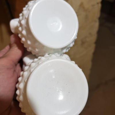 Large Lot of Fenton Milk Glass and More (G-KD)