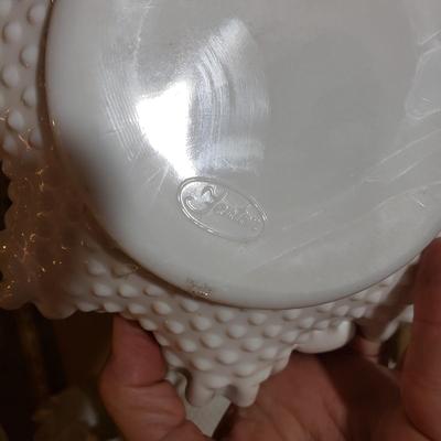 Large Lot of Fenton Milk Glass and More (G-KD)