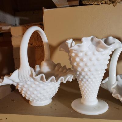 Large Lot of Fenton Milk Glass and More (G-KD)