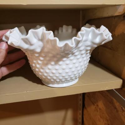 Large Lot of Fenton Milk Glass and More (G-KD)
