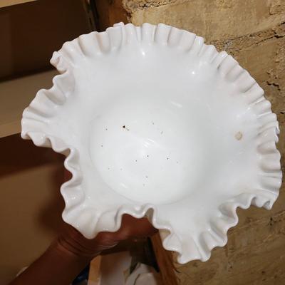Large Lot of Fenton Milk Glass and More (G-KD)