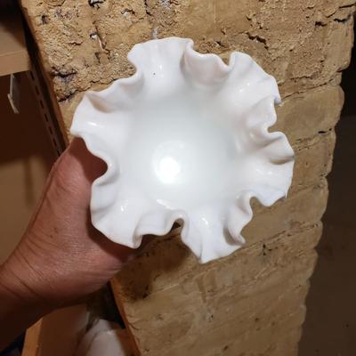 Large Lot of Fenton Milk Glass and More (G-KD)