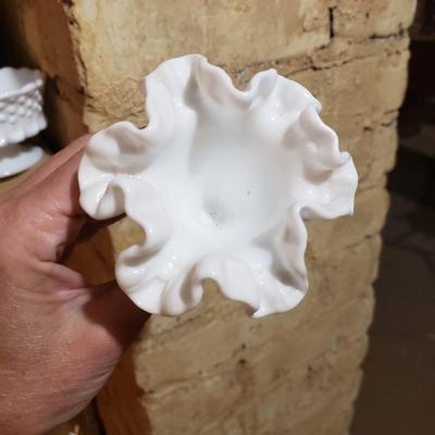 Large Lot of Fenton Milk Glass and More (G-KD)