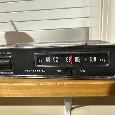 Vintage Realistic car radio