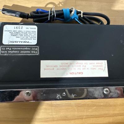 Vintage Realistic car radio