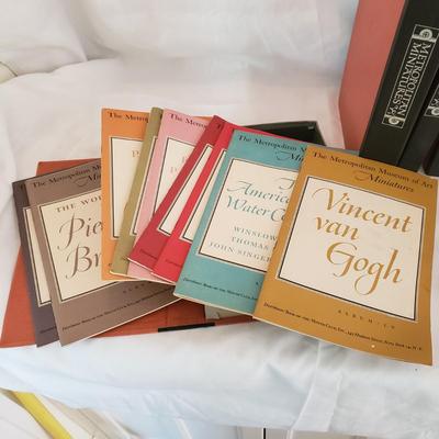 Metropolitan Museum of Art Album of Miniatures (G-KD)