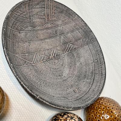 Lot 76 Bowl & balls display