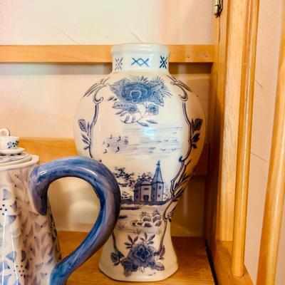 Blue and White - kettle lot