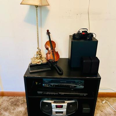 Speaker Lot