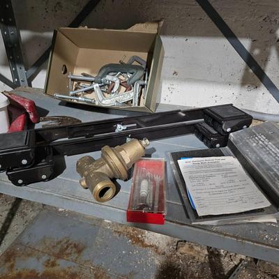 Assorted Saws & Hand Tools (G-JS)