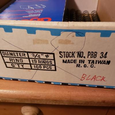 GBC Binding Machine, Plastic Binding Combs and More (G-KD)