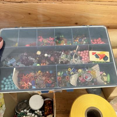 Table Loom and Other Craft Supplies (LR-BM)