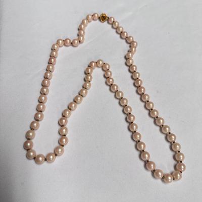 Variety of Pearl Necklaces, Monet Necklaces, and More! (ST-DZ)
