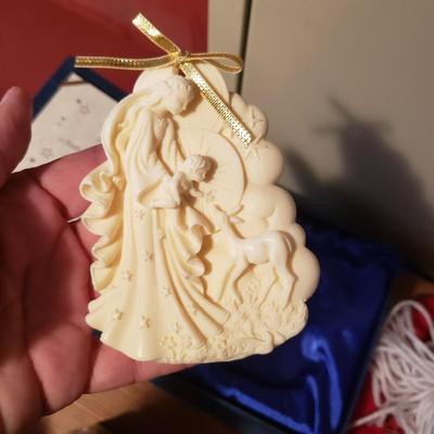 Christmas in May! Hallmark, Handmade,Oneida and More! (G-KD)