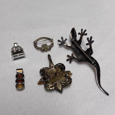 Mercury Dime Pendant, Sterling Jewelry, and Other Decorative Accessories (ST-DZ)