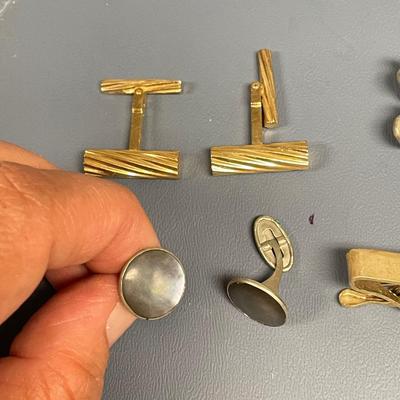 Tuxedo Buttons, Cufflinks, Pocket Knives & More, incl 14K (ST-SS)