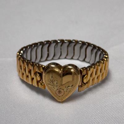 Vintage Folding Sports Glasses and Other Collectibles (ST-DZ)