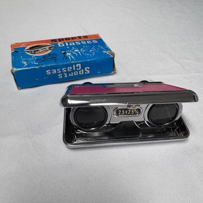 Vintage Folding Sports Glasses and Other Collectibles (ST-DZ)