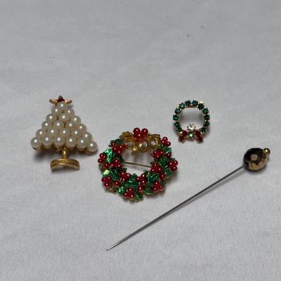 Vintage Folding Sports Glasses and Other Collectibles (ST-DZ)