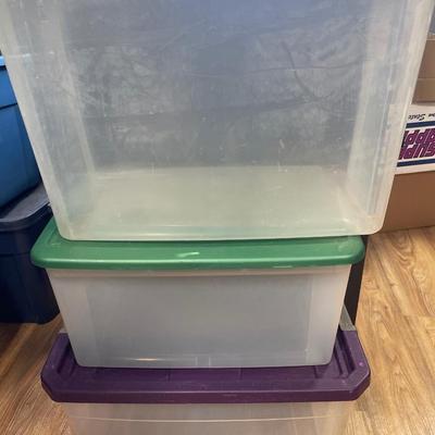 3 empty totes