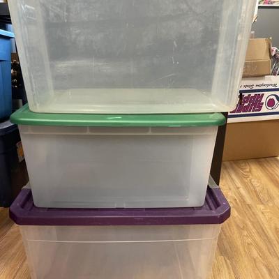 3 empty totes
