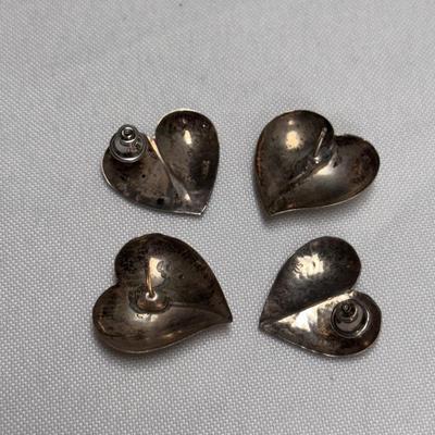 Collection of Complimentary Earrings (ST-DZ)