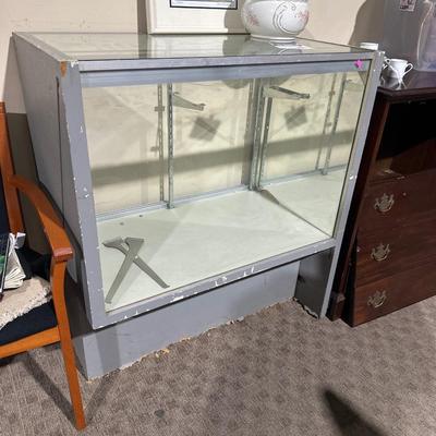 Display case