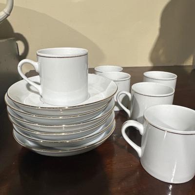 Set of 6 espresso cups and saucers