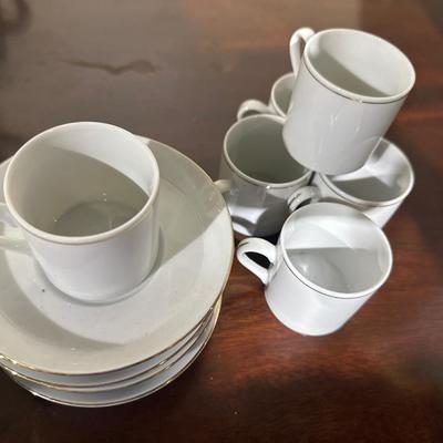 Set of 6 espresso cups and saucers