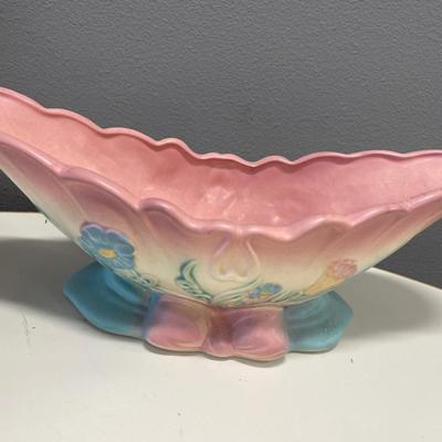 Large Hull Art vase